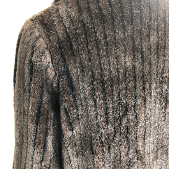 Vintage Jordache faux fur coat - Picture 4 of 16